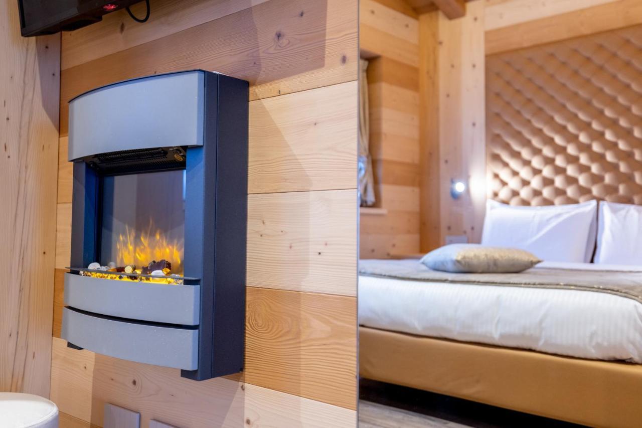 Chalet Imbosc'Che - 5 Beautiful Rooms In Charming B&B Ливиньо Экстерьер фото